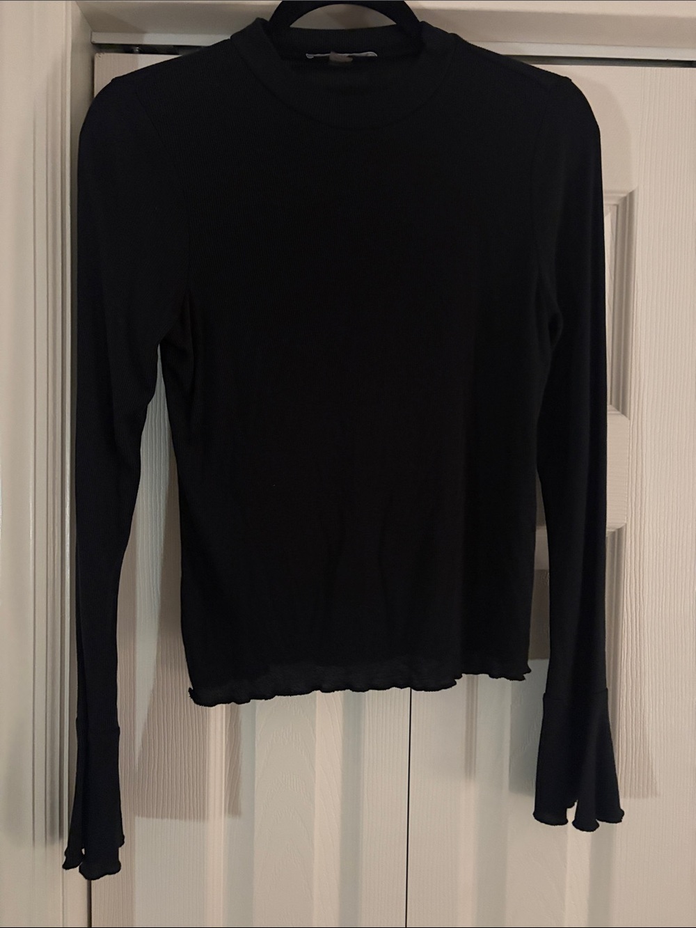 Tart Black Ribbed Long-Sleeve Crewneck Top with Lettuce Hem